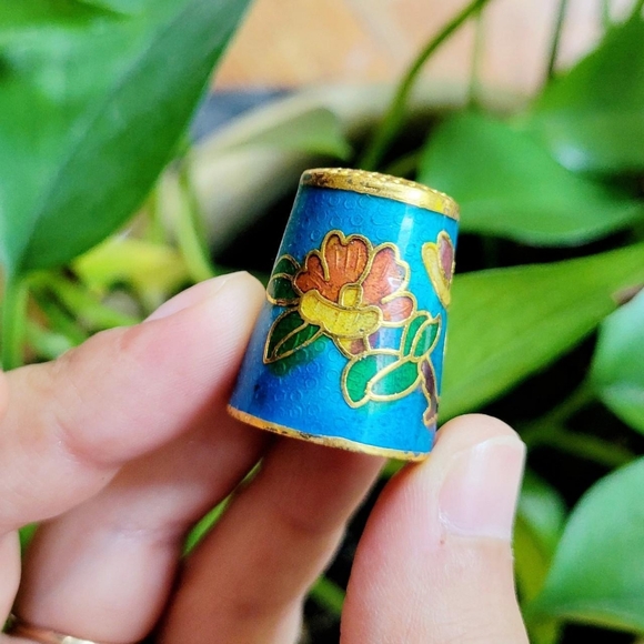 Vintage Floral Cloisonne Thimble - Picture 1 of 8